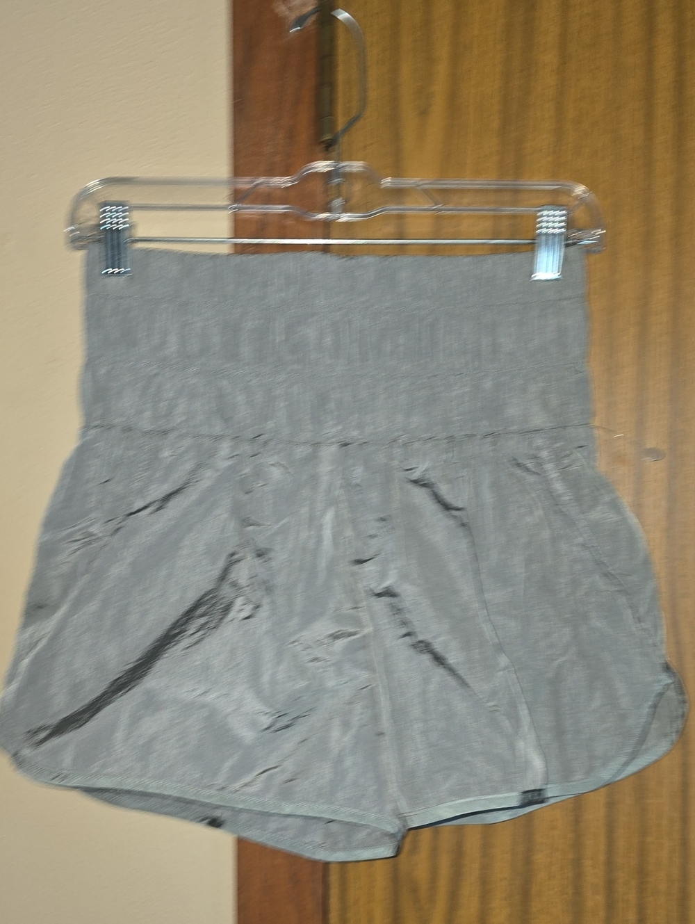 Women’s High-Waist Athletic Shorts in Gray